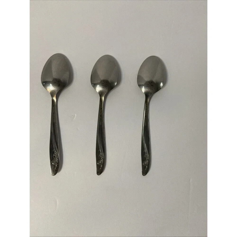 Oneida Custom Roseanne 3 Soup Spoons stainless steel flatware rose